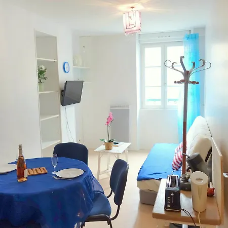 Apartament Le Vieux Port By Interhome